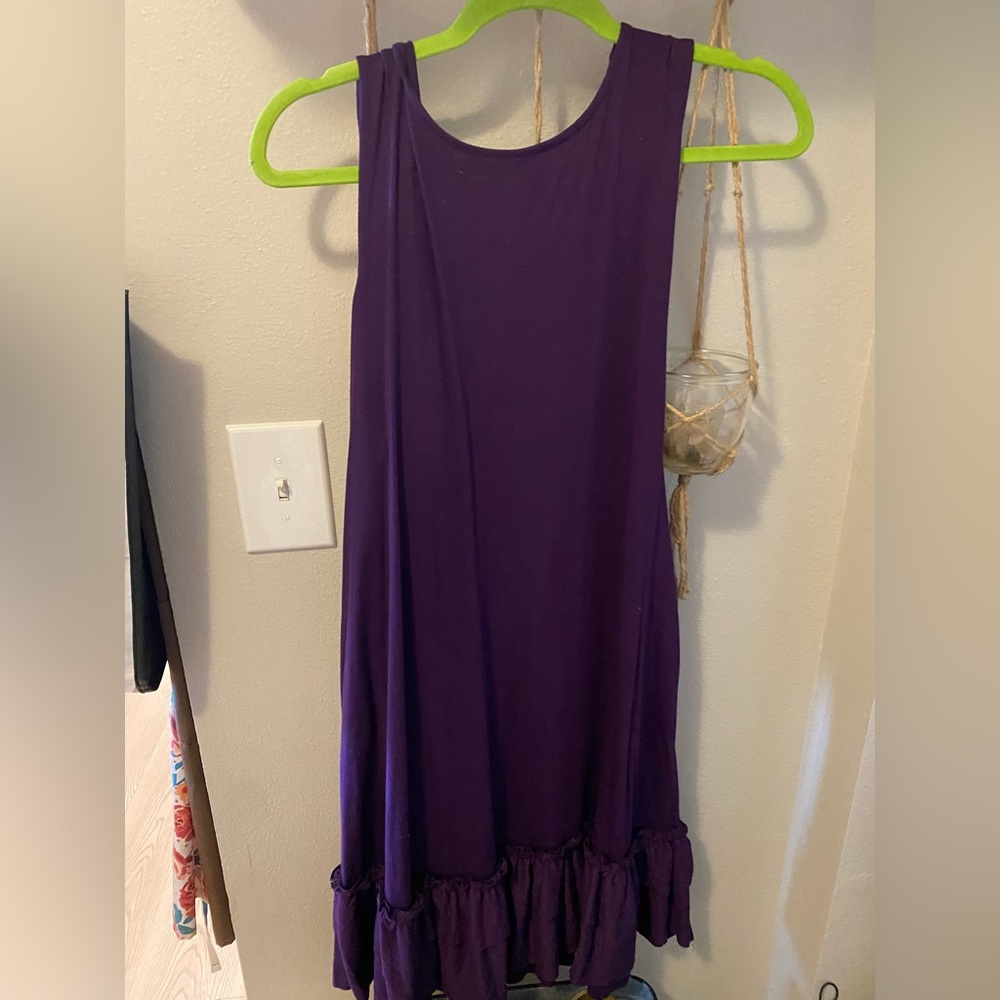 >>fun + funky closet clean out y’all! 
🪩dresses, tops, and bottoms s, m, and l